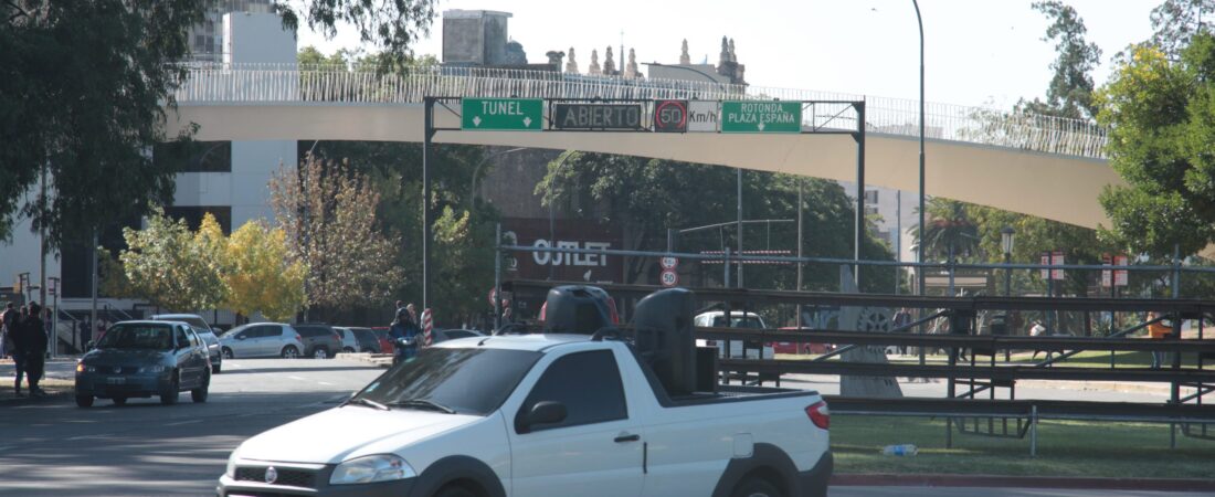 AUTO PARLANTE